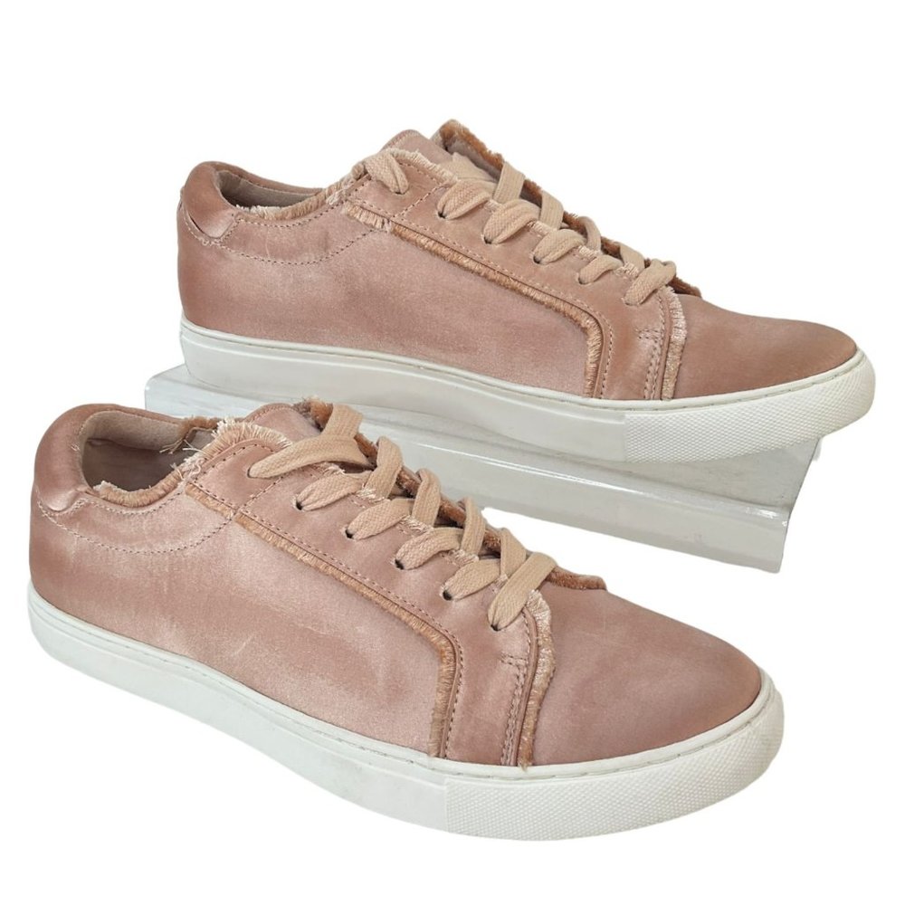 Kenneth Cole Reaction Shoes Women’s Size 7.5 Joey 2 Fashion Sneakers Pink Satin